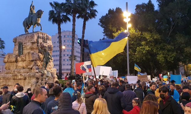 Emotionale Demo gegen den Ukraine-Krieg in Palma de Mallorca