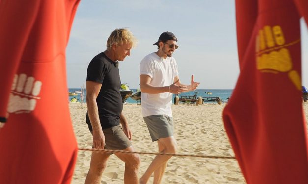 Ingo Lenßen eröffnet auf Mallorca eine Strandkanzlei