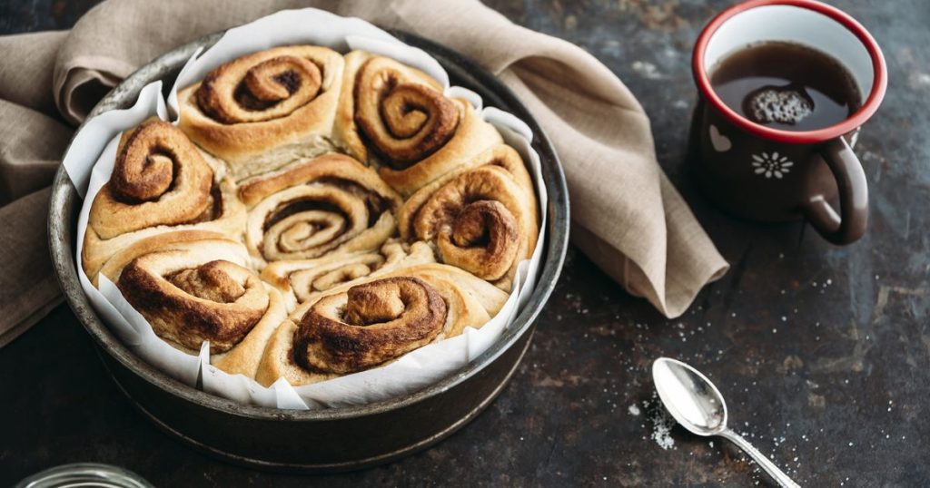 Leckeres Rezept
        
          So machst du ganz einfach eine Riesen-Zimtschnecke