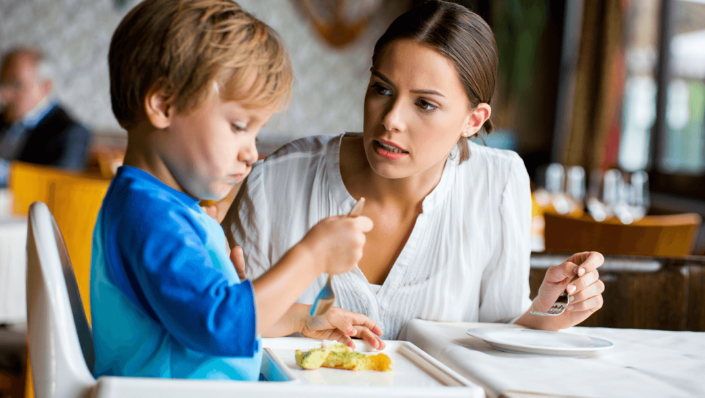 Kinderteller für Erwachsene: Was Restaurants erlauben und wo sie ablehnen dürfen