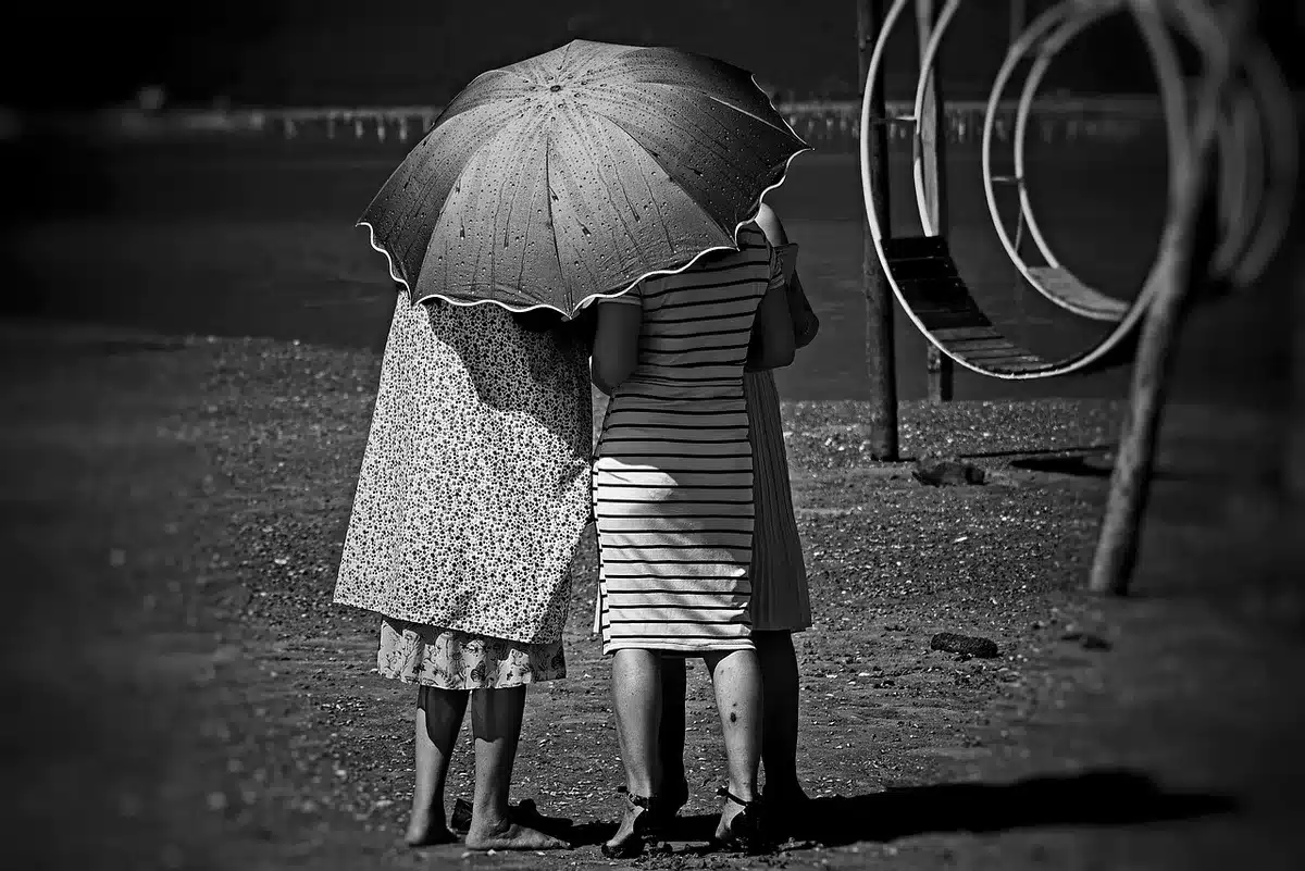 Symbolische Darstellung von Forschung zu Gesprächsdynamiken in Familien
